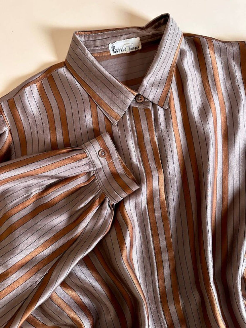 Camicia in raso di seta a righe verticali tortora e caramello Castle Bologna