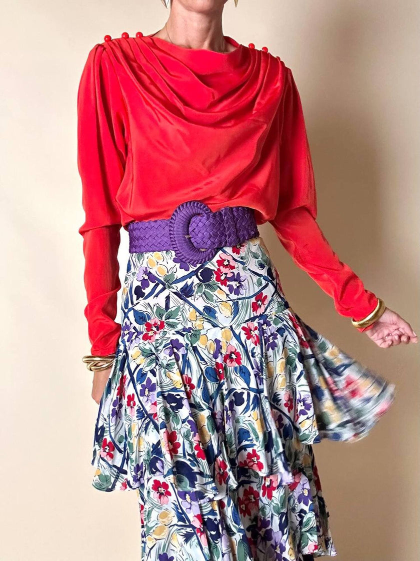 Blusa rossa con scollo drappeggiato “Yves Saint Laurent”