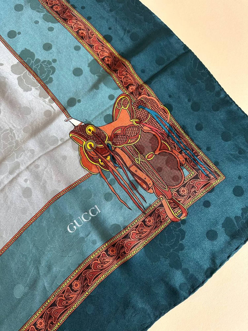 Foulard Gucci in seta jacquard fantasia sella