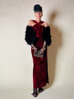 Abito lungo in velluto bordeaux “Evening Chic by Nancy Bracoloni”