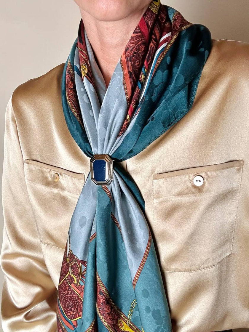 Foulard Gucci in seta jacquard fantasia sella