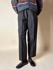 Pantalone Yves Saint Laurent a vita alta con pince alla francese in lana verde cacciatore