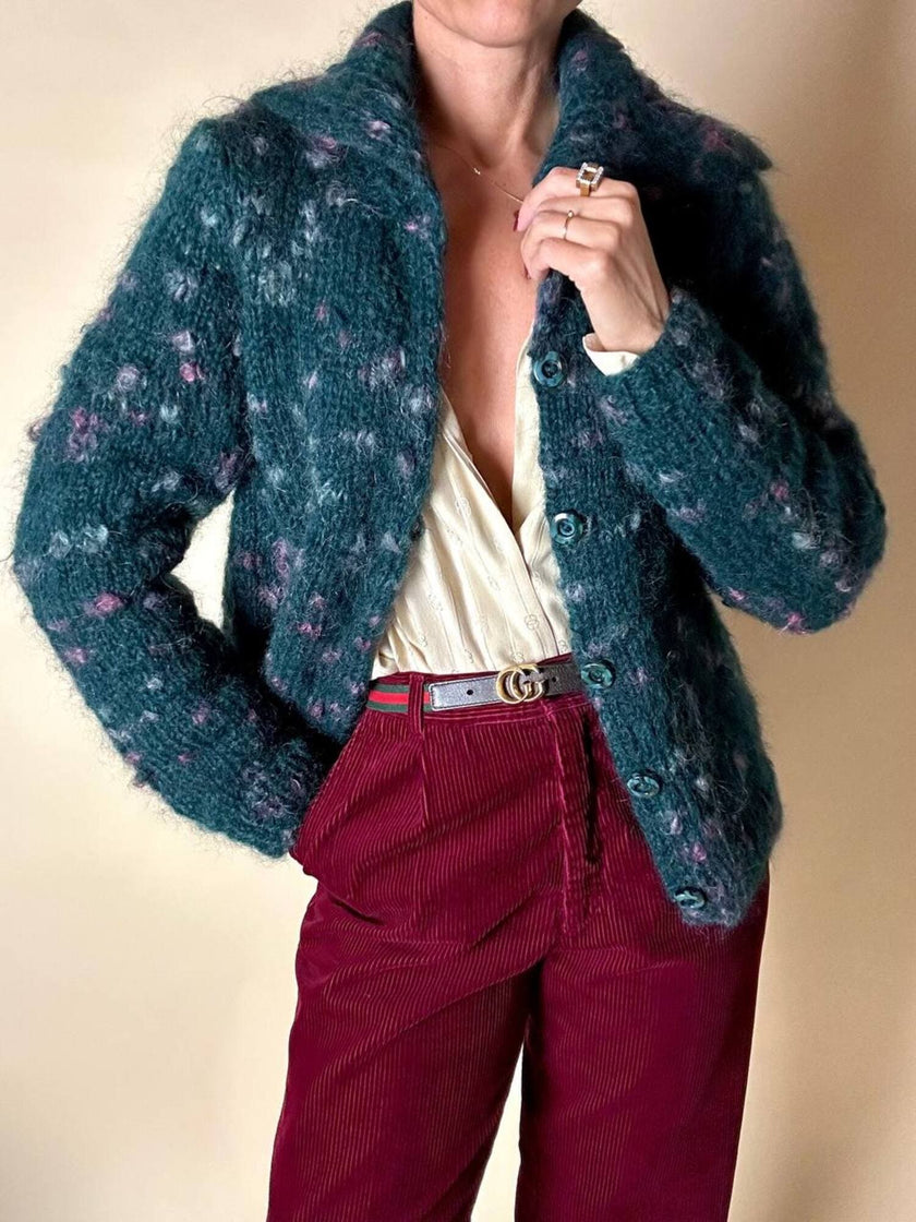 Cardigan in lana bouclé verde bottiglia con lavorazione bottonata multicolor