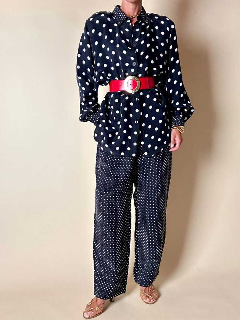 Completo oversize nero a pois bianchi in Cupro “Divina”