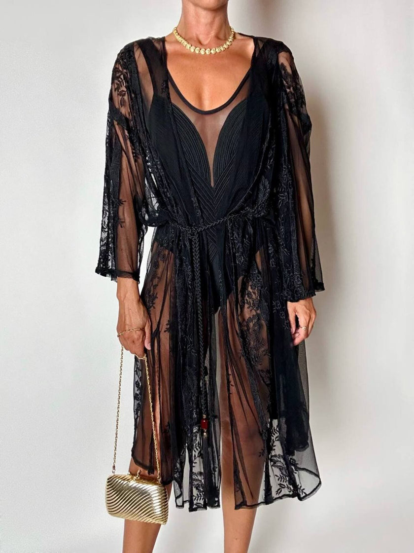 Kimono vintage in tulle nero con ricami floreali