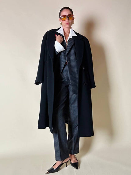 Cappotto doppiopetto oversize in lana nera