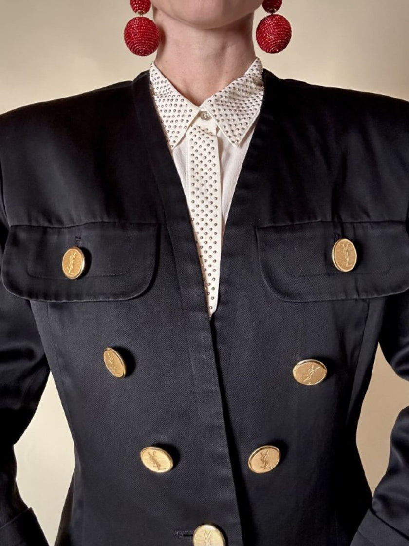 Blazer nero con bottoni gioiello dorati “Yves Saint Laurent”