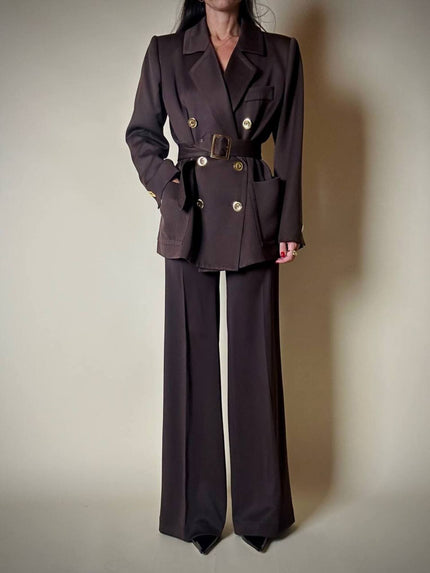 Blazer doppiopetto in lana color cioccolato “Yves Saint Laurent” con pantalone abbinato