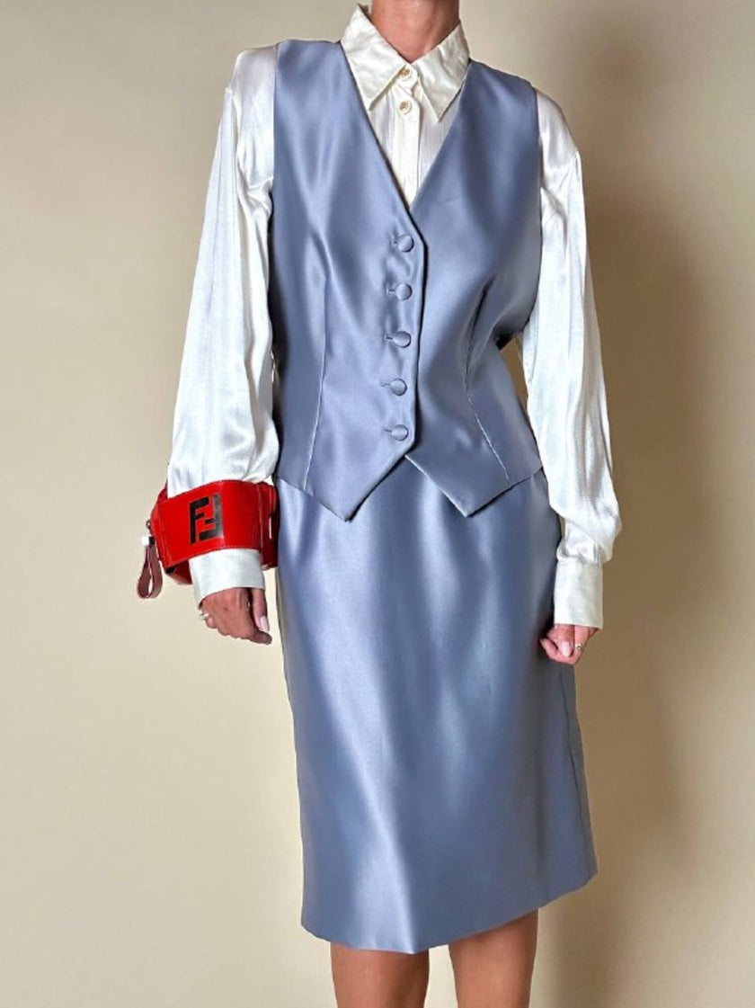 Completo gonna/gilet in raso grigio azzurro “Yves Saint Laurent”