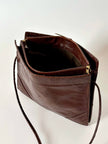 Borsa bandoulière vintage Fendi in pelle marrone mogano con logo a rilievo