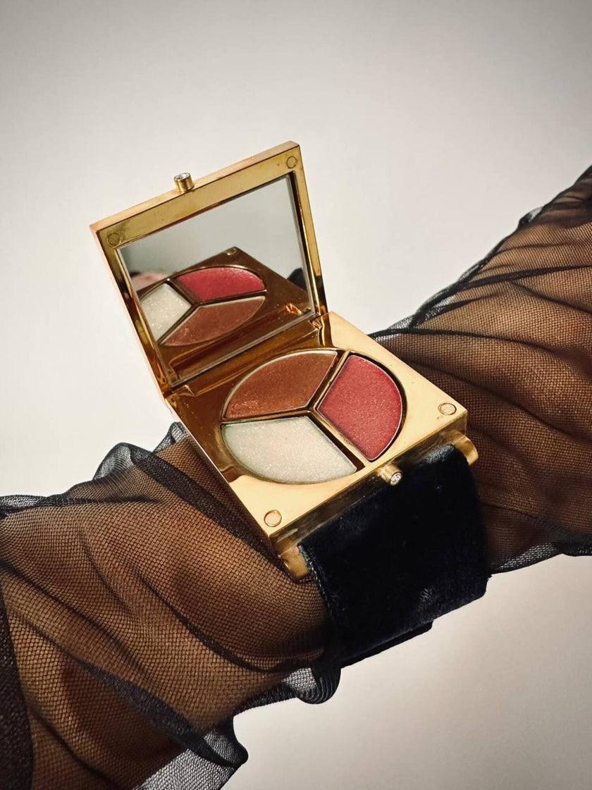 Yves Saint Laurent Vintage Fashion Bracelet Make-up Palette con Swarovski