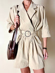 Mini Jumpsuit Weili Zheng in cotone sabbia con cintura e maxi fibbia argento