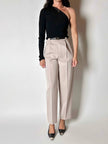 Pantalone vintage in fresco di lana greige con pince e abbottonatura su ambo i lati