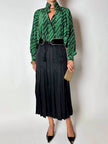 Camicia vintage in fresco di lana e seta verde smeraldo con fantasia grafica astratta