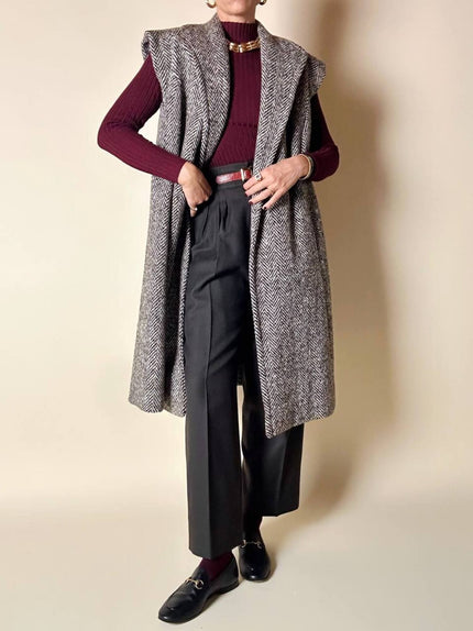 Gilet lungo doppiopetto in tweed a spina di pesce bianco e marrone
