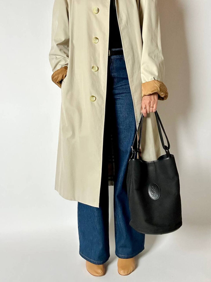 Secchiello vintage Yves Saint Laurent in tessuto nero millerighe con riporti in pelle