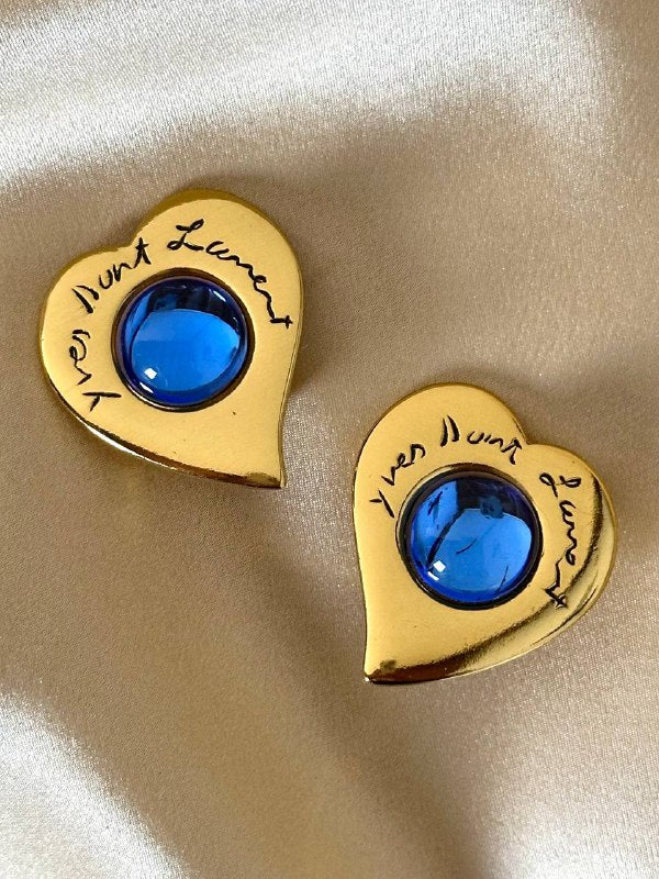 Orecchini a clip Yves Saint Laurent a forma di cuore con cabochon celesti