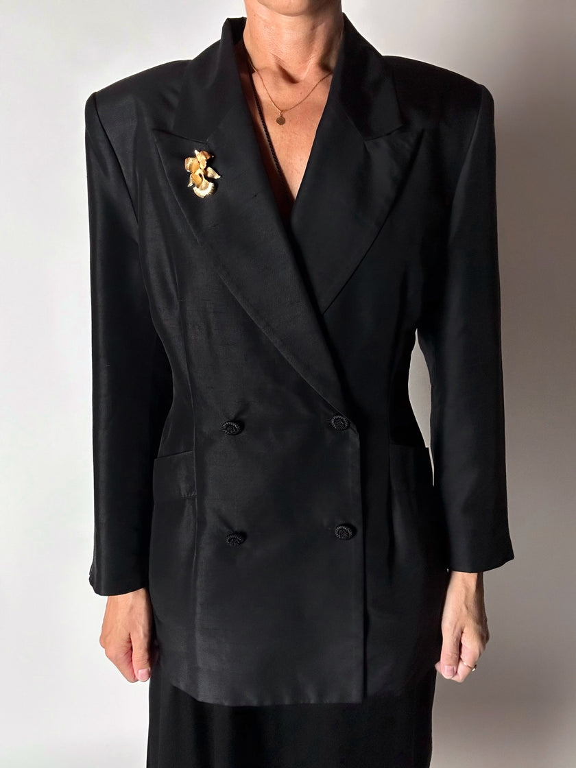 Blazer vintage Episode in shantung di seta nera con bottoni in passamaneria
