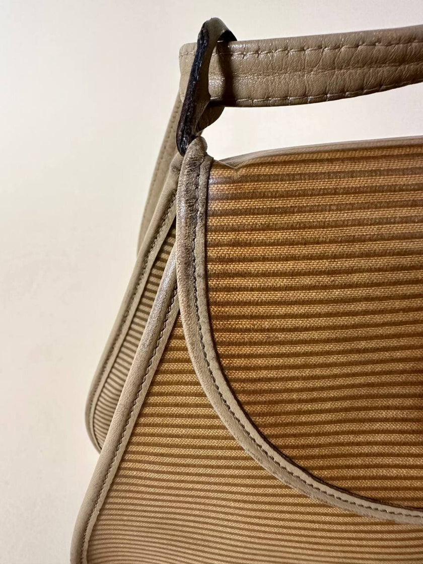 Borsa Yves Saint Laurent in tessuto plastificato millerighe color cammello con riporti in pelle argilla