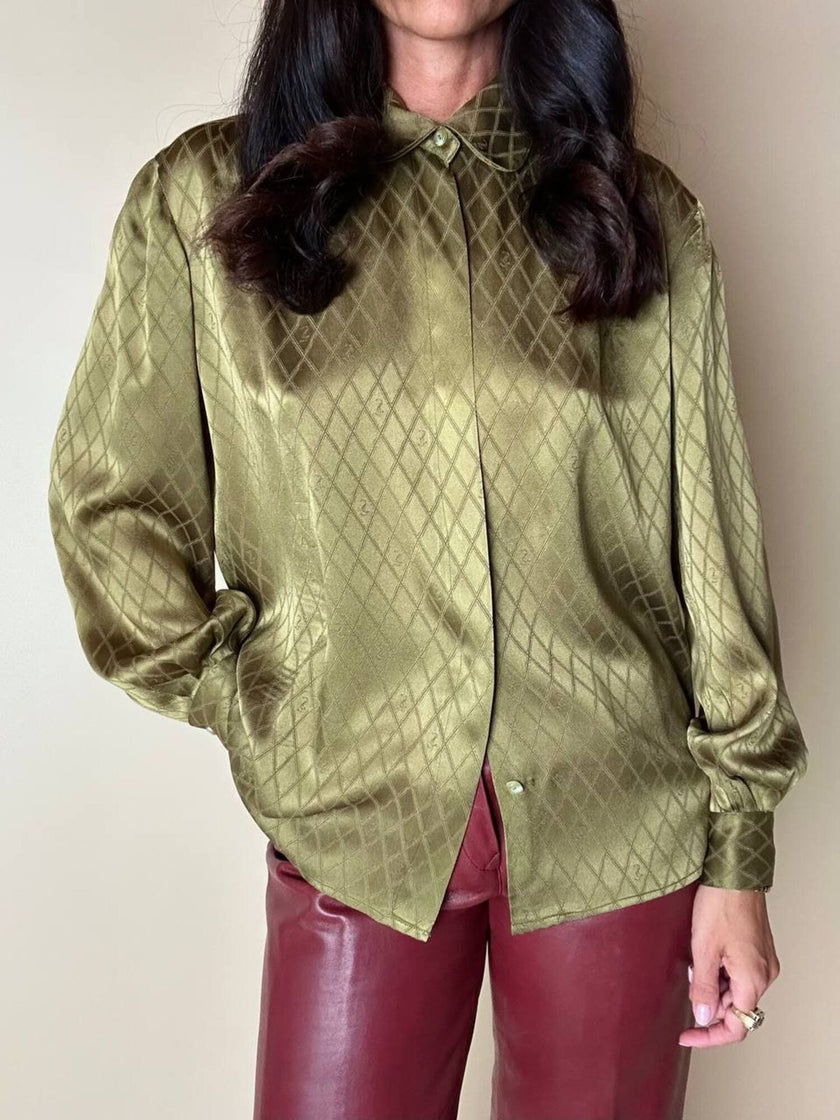 Camicia in seta jacquard verde oliva con motivo a losanghe