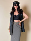 Gilet long en cuir noir « Doortwentyfive »