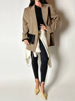 Blazer vintage Yves Saint Laurent in lana cachi doppiopetto con bottoni logati oro