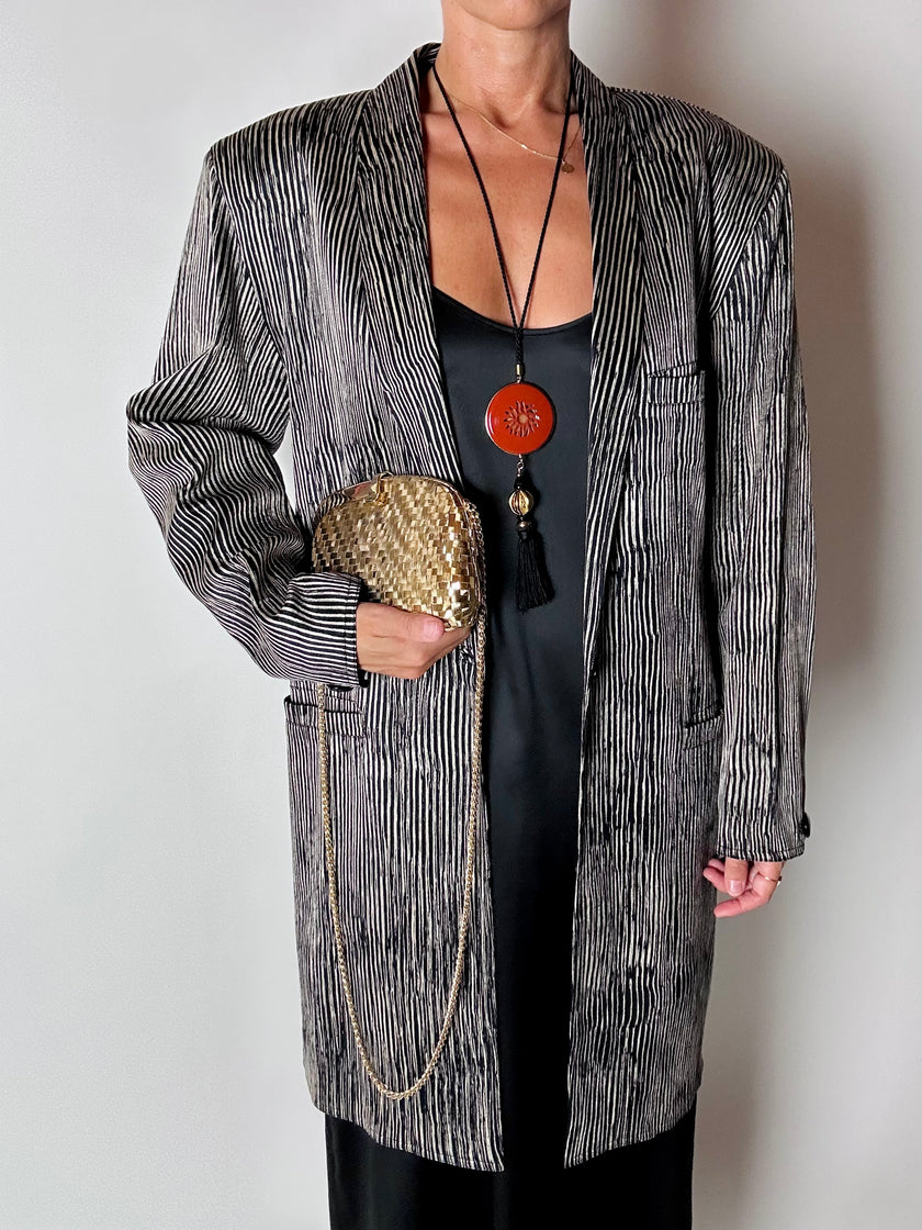 Blazer vintage Gianni Versace in seta goffrata a righe nere e avorio