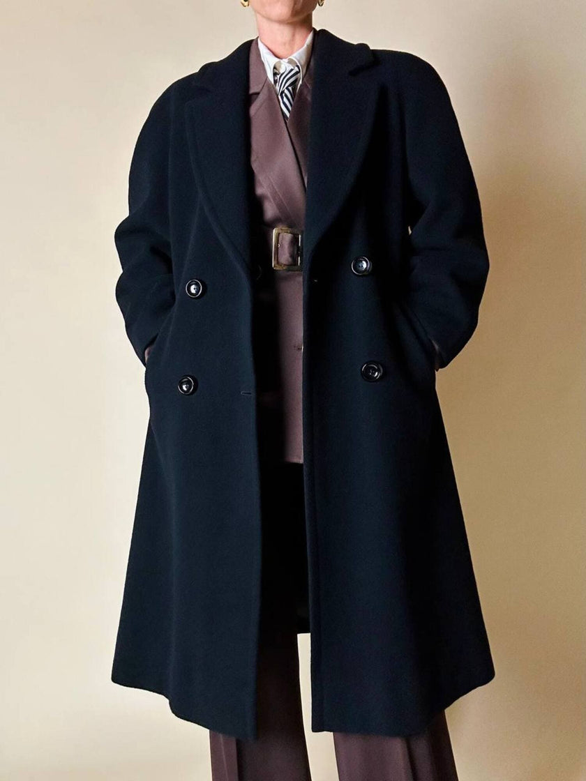 Cappotto doppiopetto oversize in lana nera