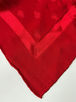 Foulard vintage in seta jacquard rosso con motivi ornamentali