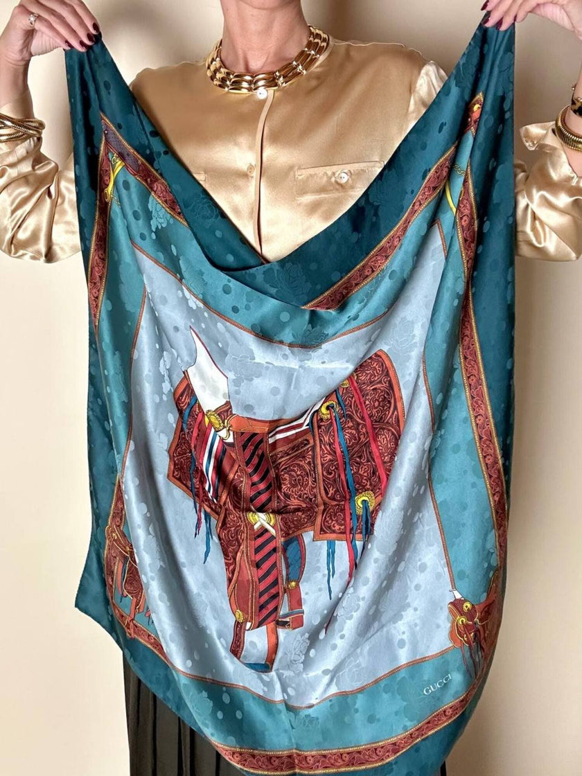 Foulard Gucci in seta jacquard fantasia sella