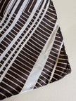 Foulard in seta Philippe De Villière con fantasia grafica multicolore