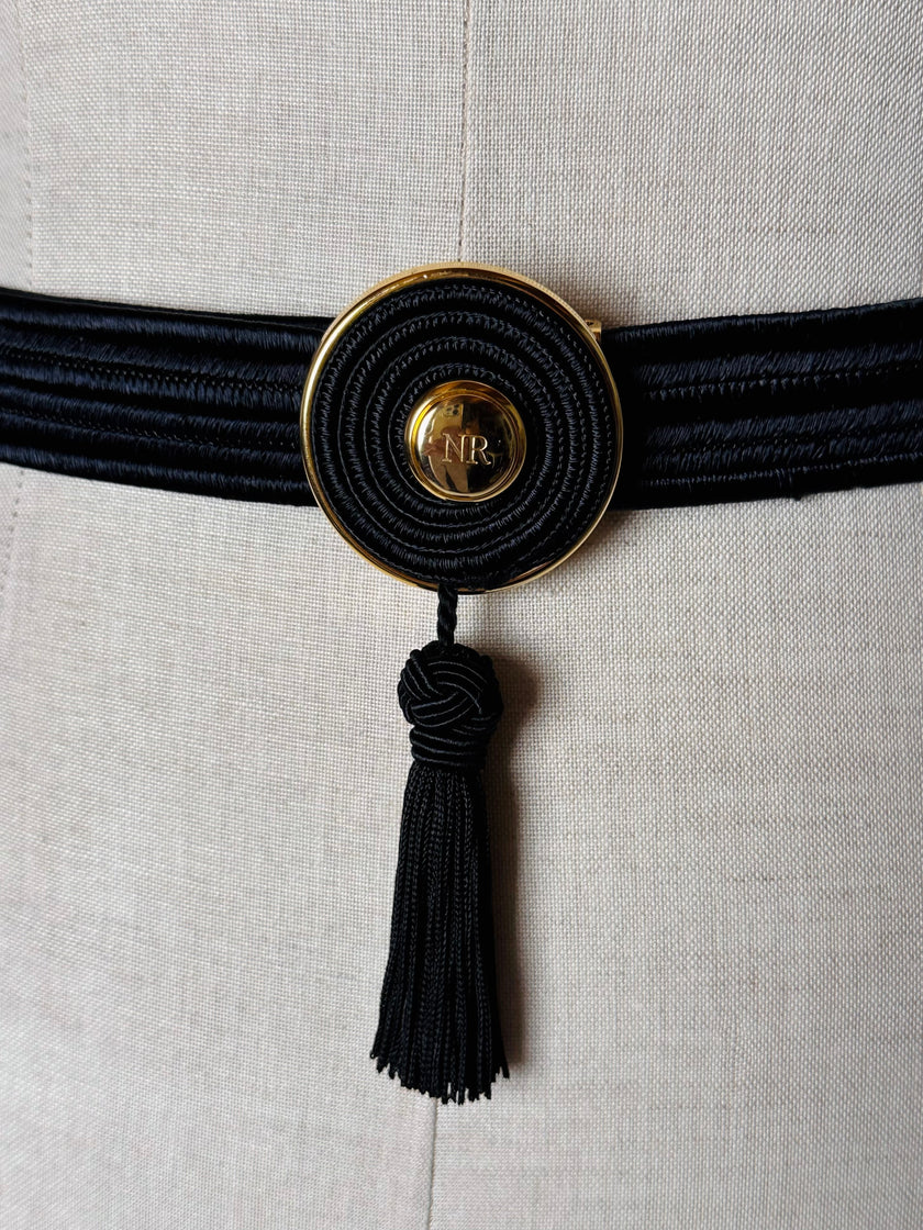 Cintura vintage Nina Ricci Paris in passamaneria elastica nera con fibbia gioiello e nappa couture