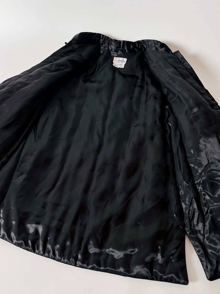 Giacca vintage tradizionale cinese in raso jacquard nero con alamari