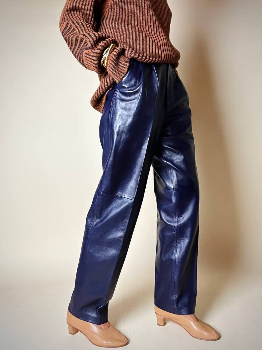 Pantalones Loewe de talle alto en napa color arándano con botón con logo