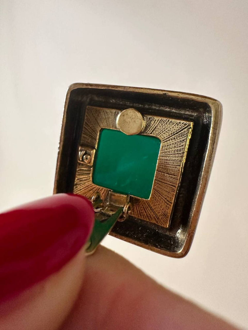 Maxi clip quadrate in metallo oro con centrale in vetro verde bottiglia