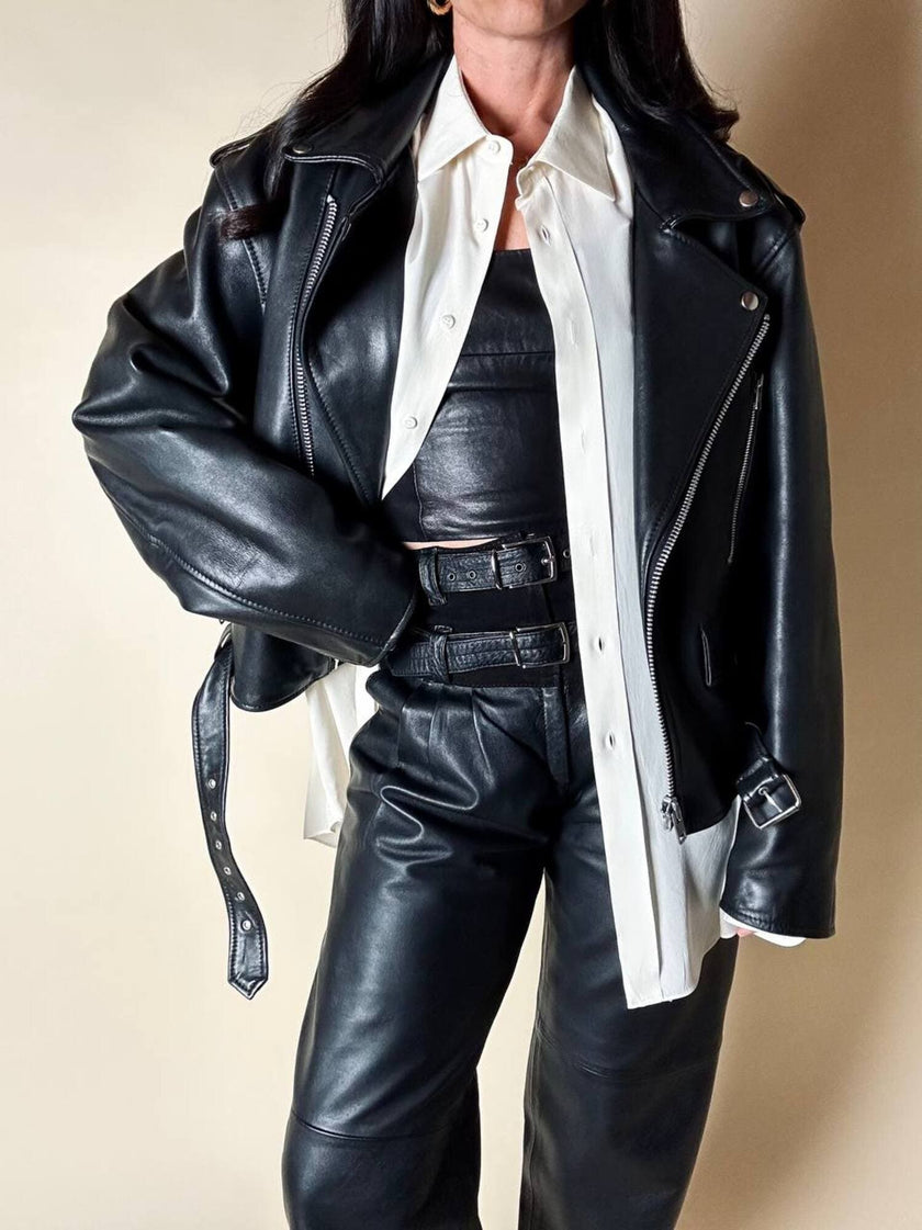 Pantalone vintage in pelle e camoscio nero a vita alta con doppie cinture