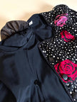 Giacchina corta con maniche a palloncino fantasia rose e pois “Genny”