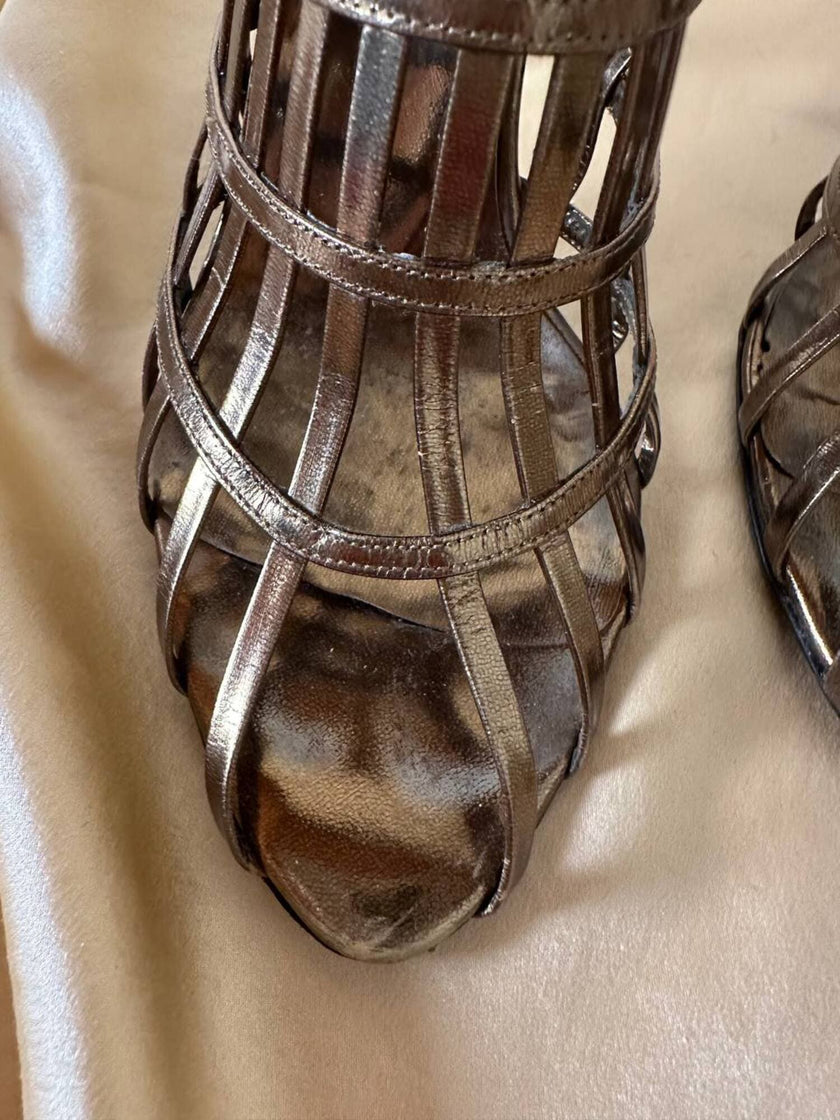 Sandali a gabbia in laminato bronzo “Yves Saint Laurent”