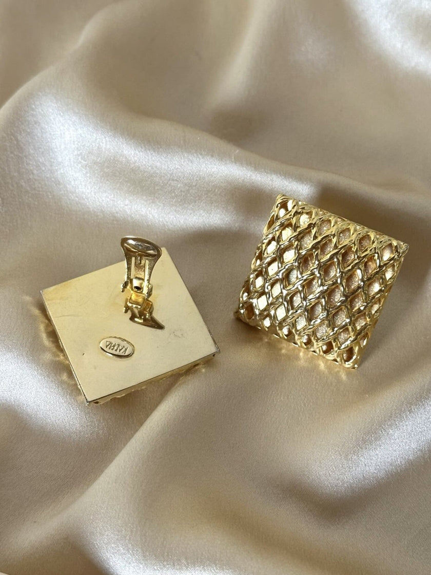 Maxi clip quadrate a gabbia oro “Kadria”