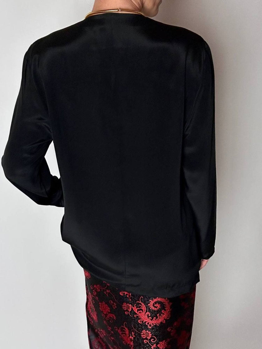 Camicia vintage in misto seta nero con passamanerie ricamate e nappe couture