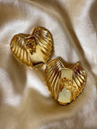 Clip cannelé oro a forma di cuore rovesciato
