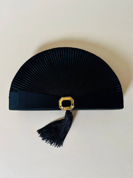 Pochette a ventaglio in raso micro plissé con nappa couture e tracolla “Guy Laroche”