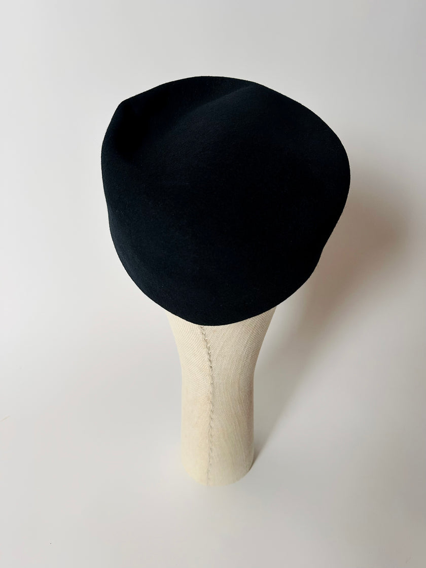 Cappello vintage Benetton modelllo Pillbox in lana nera nuovo con cartellino