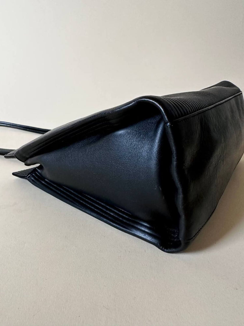 Borsa in pelle nera con lavorazione canneté “Karl Lagerfeld”
