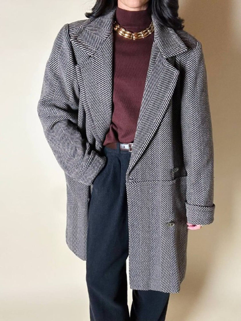 Cappotto sartoriale in lana spinata con bottoni Yves Saint Laurent