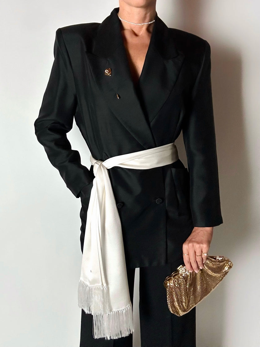 Blazer vintage Episode in shantung di seta nera con bottoni in passamaneria