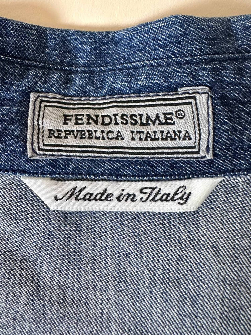 Camicia Fendissime in denim blu con bottoni  moneta da 10 lire
