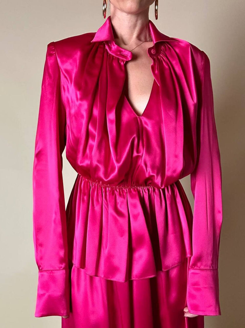 Abito longuette in raso di seta fucsia “Mulberry”