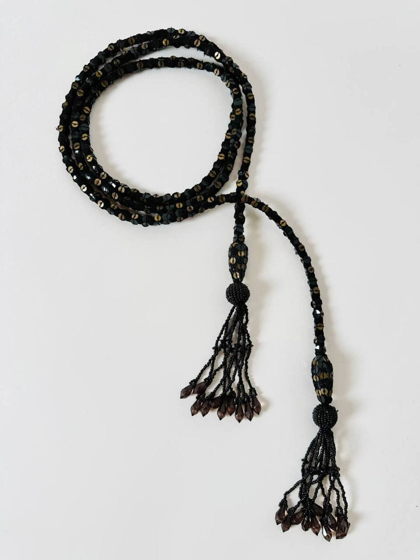 Cintura gioiello vintage in seta ricamata in paillettes con nappe gioiello