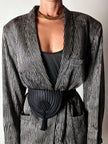 Blazer vintage Gianni Versace in seta goffrata a righe nere e avorio
